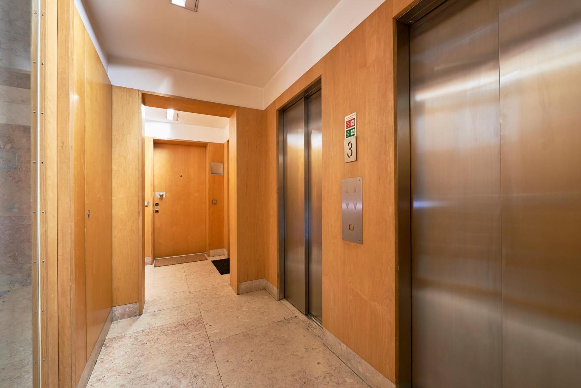Apartamento Casa Portuguesa Carmo Lisboa Exterior foto