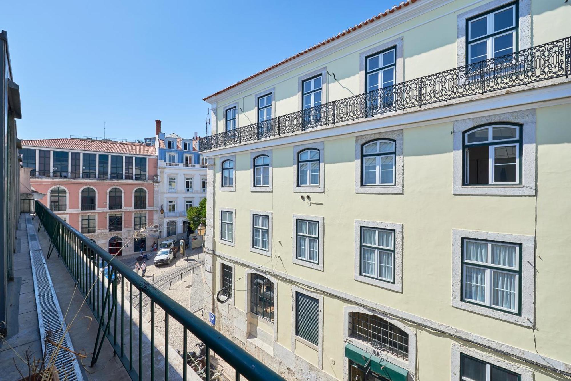 Apartamento Casa Portuguesa Carmo Lisboa Exterior foto